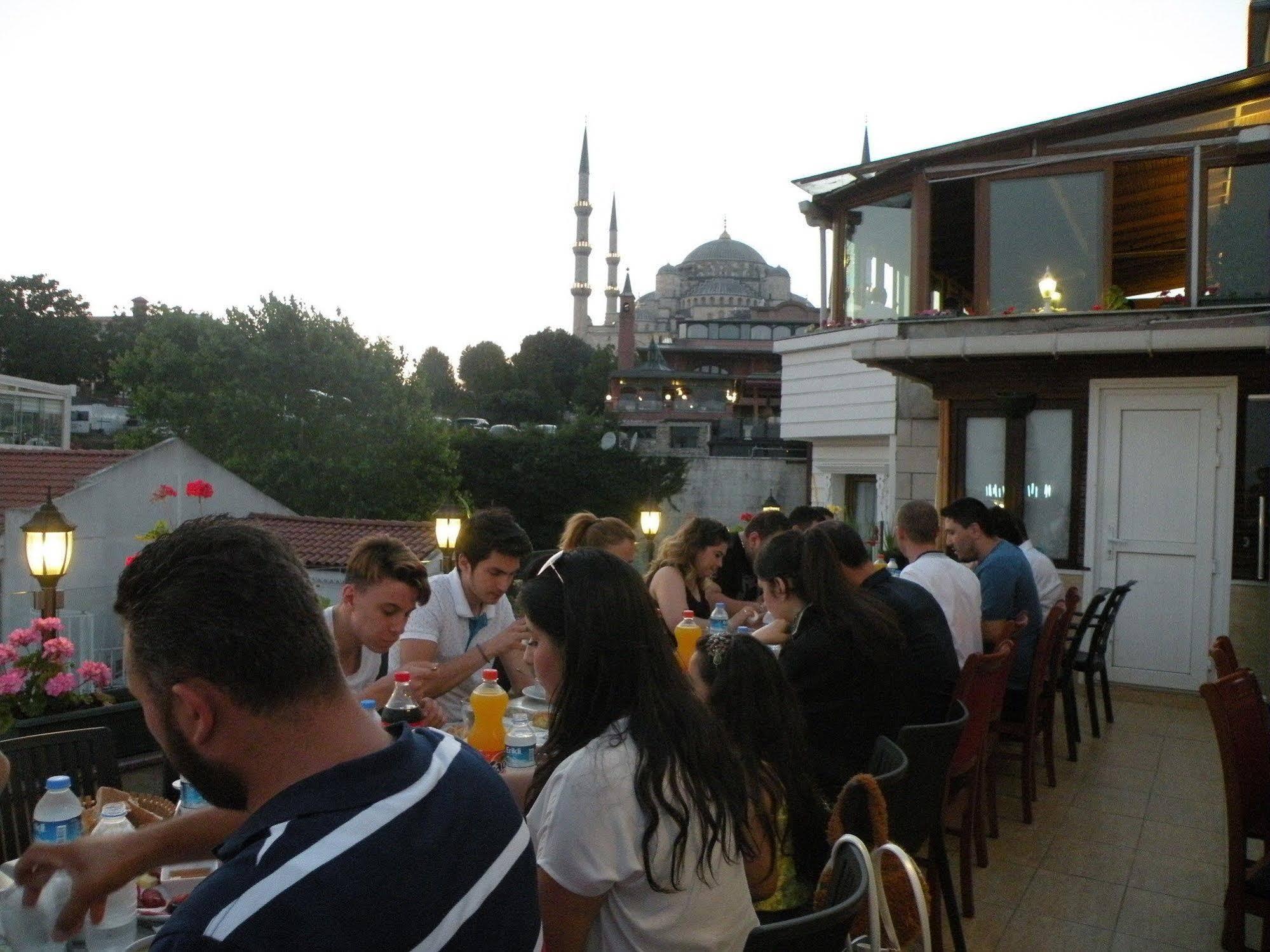 Agora Boutique Hotel&bistro 3*